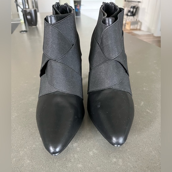 MARI A Black High Heel Booties with Elastic Feature, Sz 8 - Picture 2 of 11